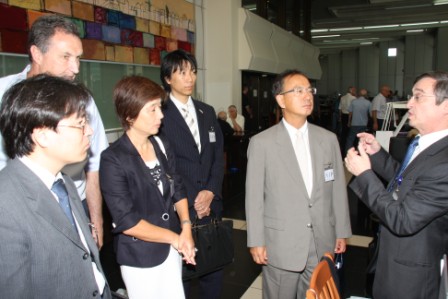 גלרייה - ביקור שגריר יפן, 7 מתוך 12