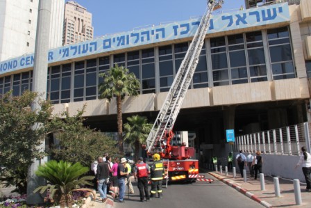 גלרייה - תרגיל כיבוי אש 8.5.2012, 8 מתוך 24