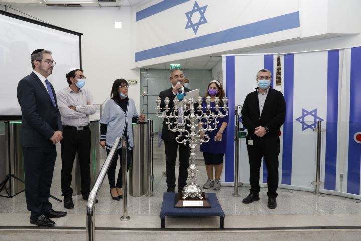 גלרייה - טקס הדלקת נר שישי של חנוכה 15.12.2020, 5 מתוך 10